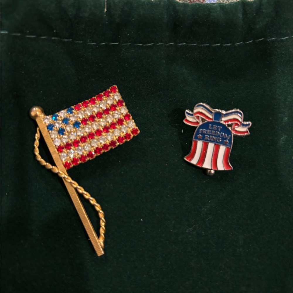American flag/ bell Trump/Kamala Patriotic brooches/pins great condition